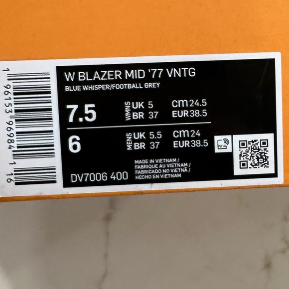 NWT in box Nike Blazer Mid Vintage ‘77 - Picture 2 of 2